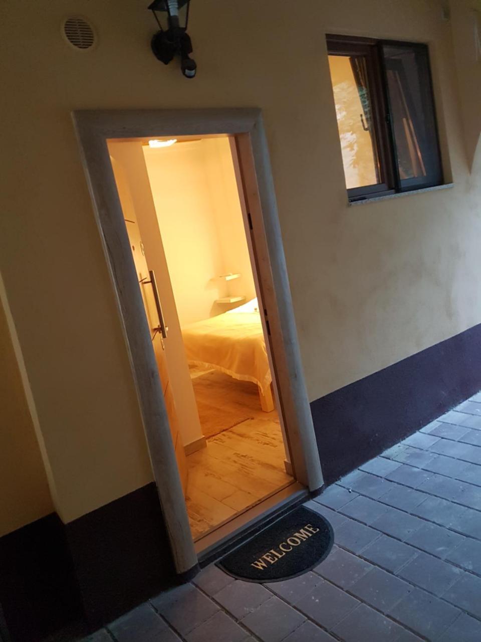 Appartamento Luky13 Braşov Esterno foto