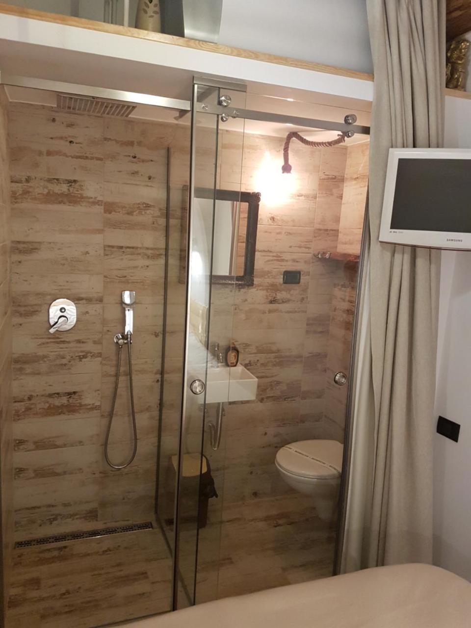 Appartamento Luky13 Braşov Esterno foto